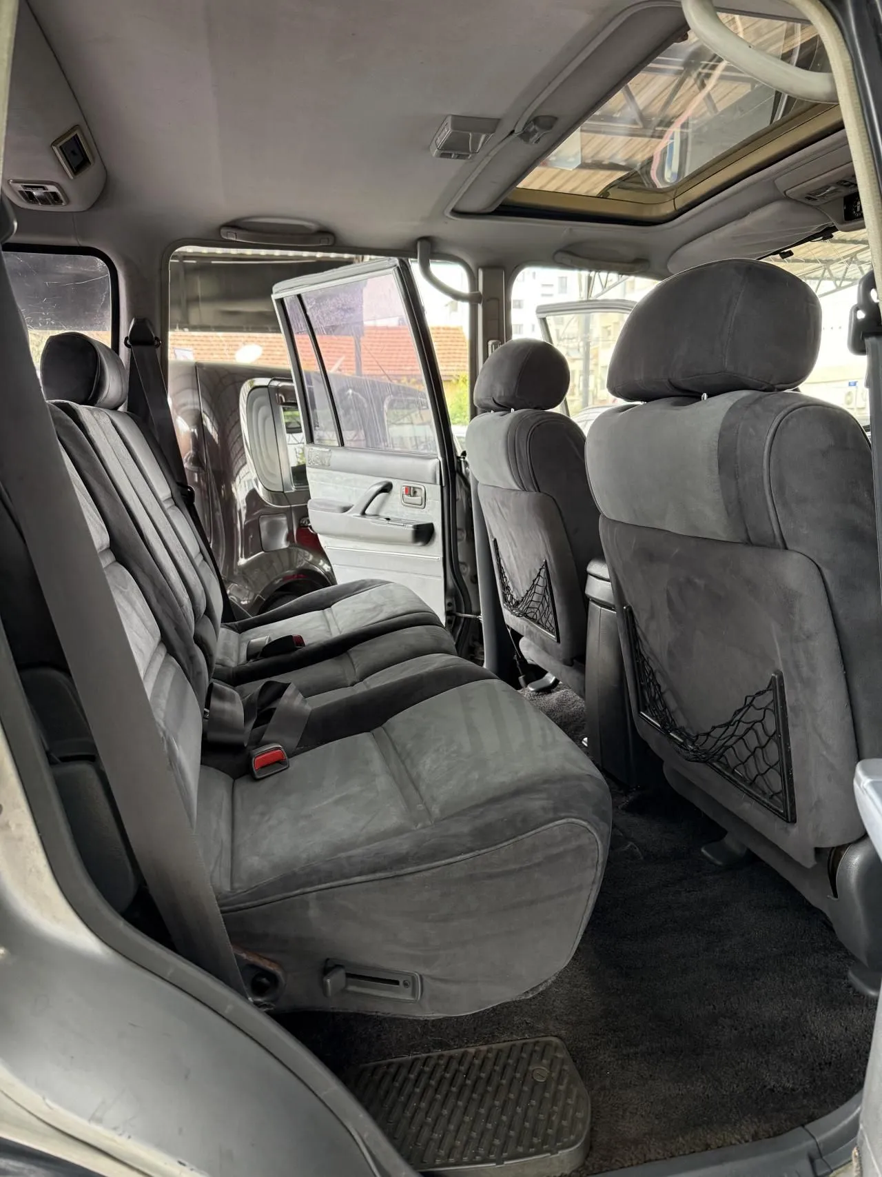 Toyota Land Cruiser — Photo 8