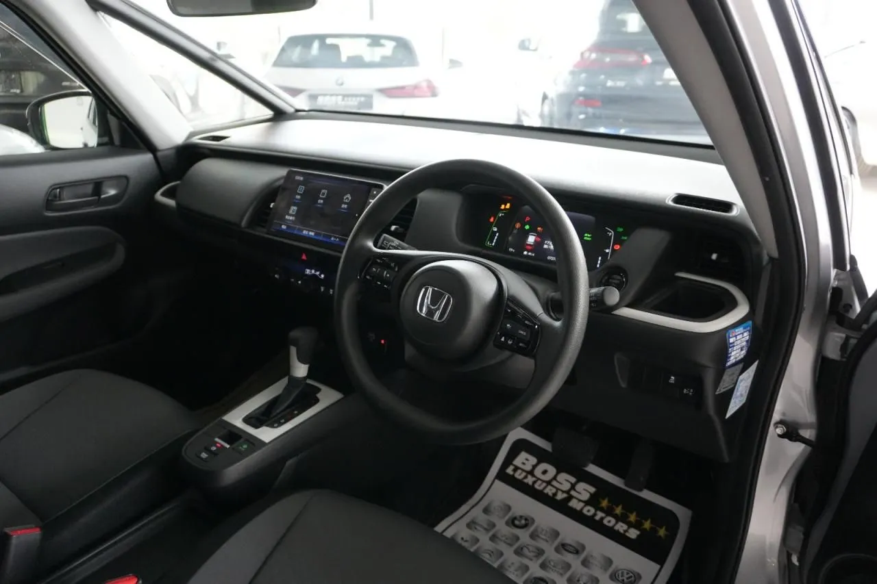 Honda Fit Hybrid — Photo 5