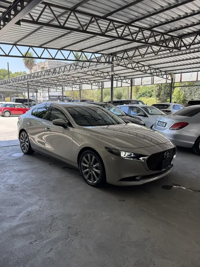 Mazda 3 1.8 Skyactiv-D