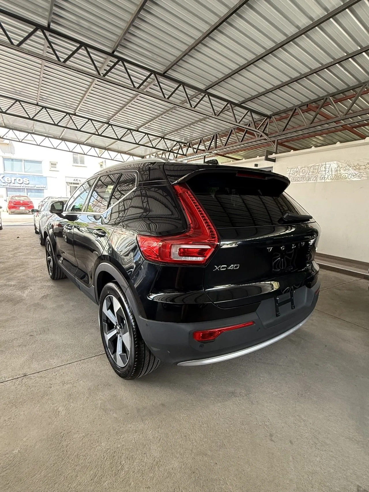 Volvo XC40 B4 — Fotoğraf 7