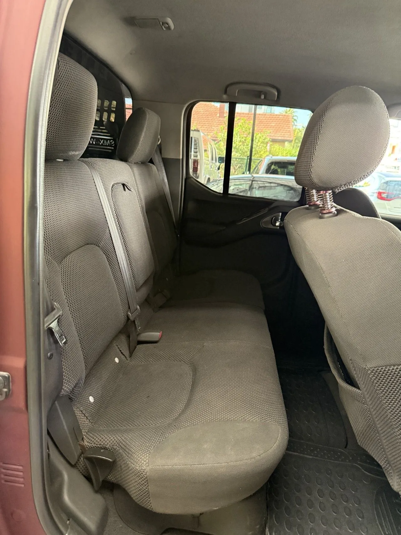 Nissan Navara 2.5 D — Fotoğraf 5