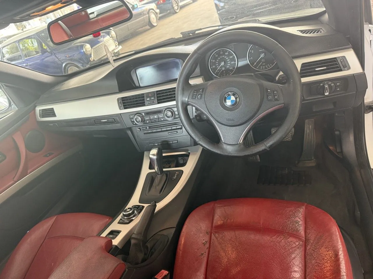 BMW 320i — Fotoğraf 4