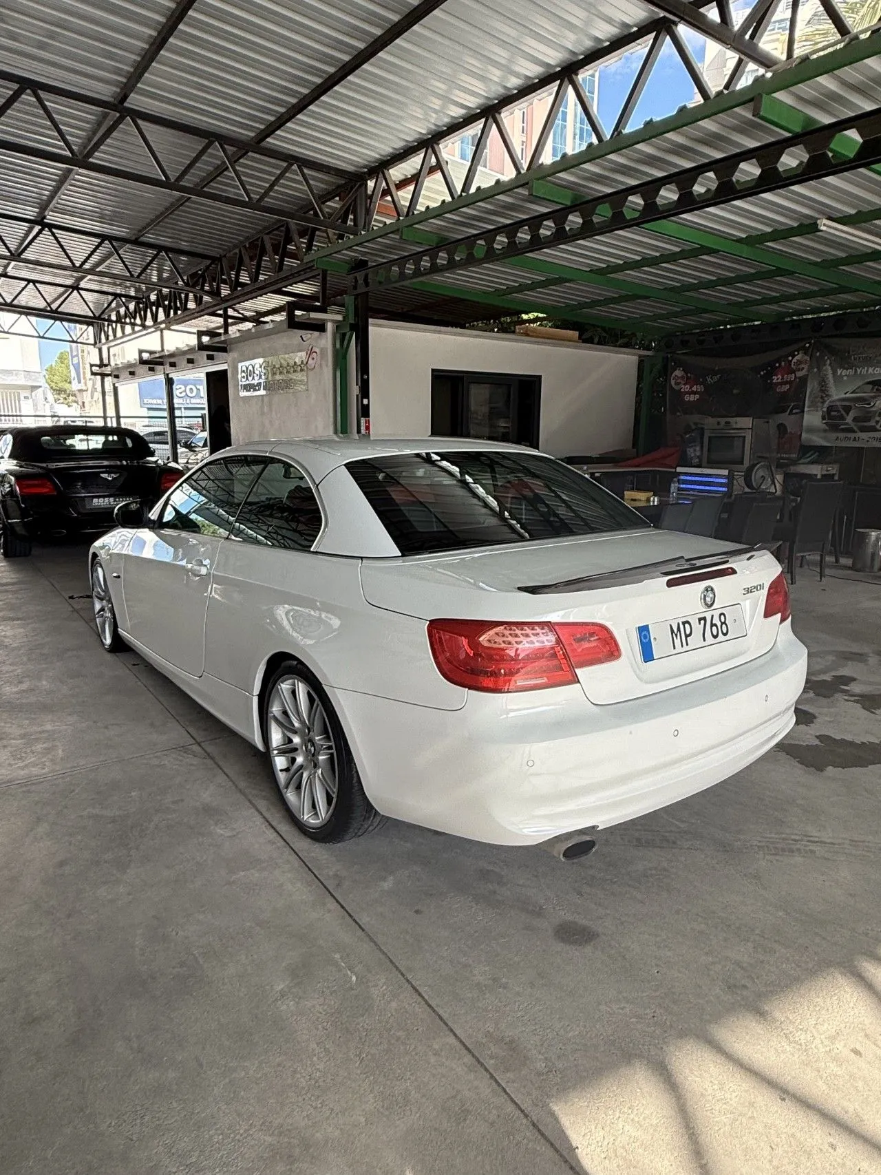 BMW 320i — Fotoğraf 6